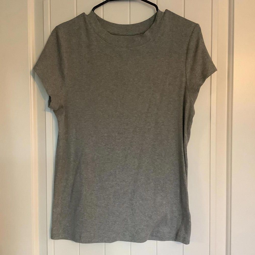 A New Day Women's Gray T-Shirt - Size Large
